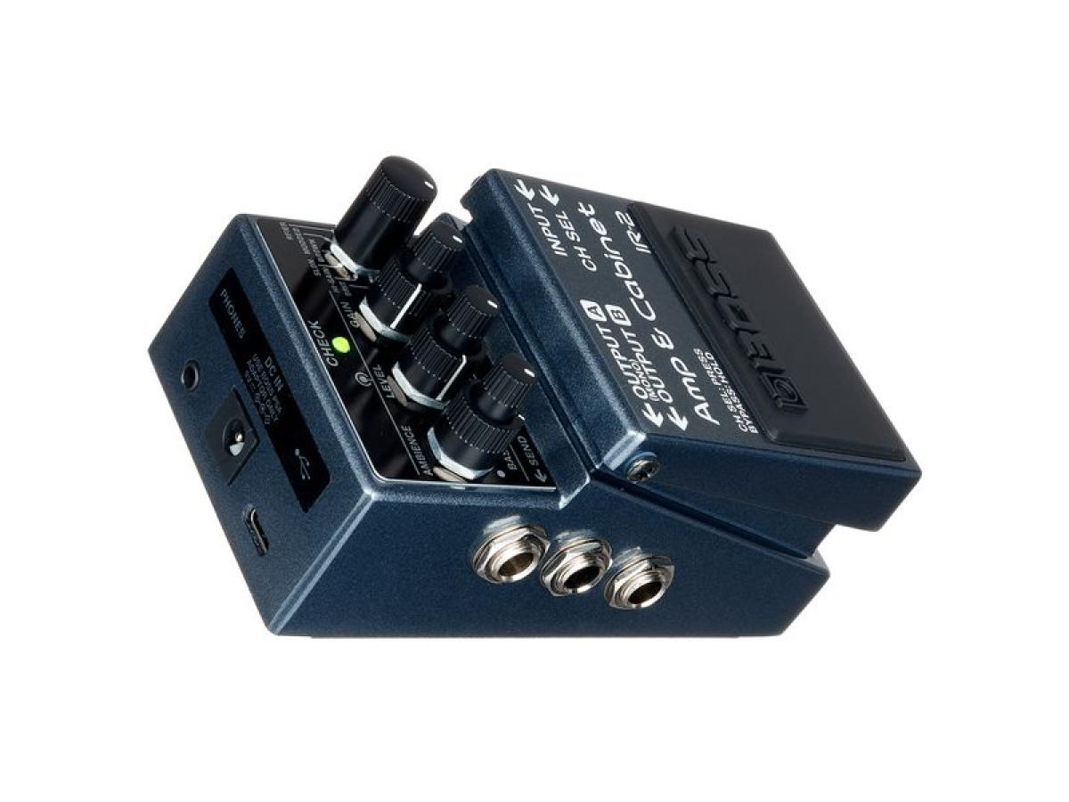 新品同様] BOSS IR-2 Amp & Cabinet コンパクトサイズの革新的なアンプ